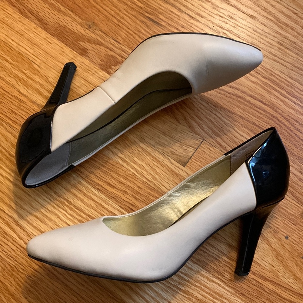Seychelles Leather Pumps